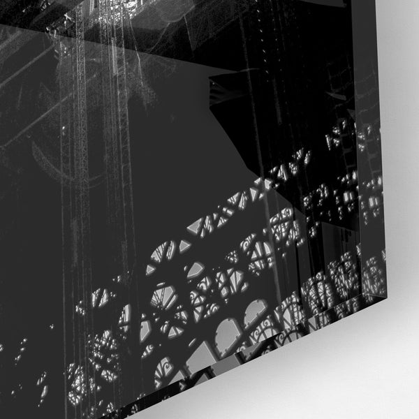 Eiffel black and white